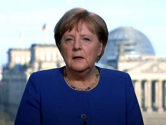 Канцлер Германии Ангела Меркель ушла на карантин и "удаленку" - врач, делавший ей прививку, заразился коронавирусом