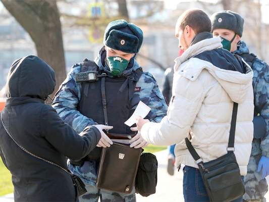 Более 1,3 тыс. человек оштрафованы в Москве в субботу за несоблюдение дистанции