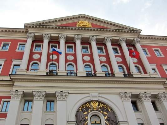 Мэрия Москвы собирается потратить 1,9 млрд рублей на дезинфекцию дорог