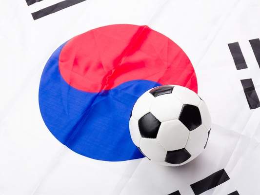 Южнокорейским футболистам запретят разговаривать во время игр