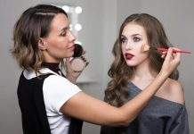 Что предусматривают курсы макияжа в онлайн режиме