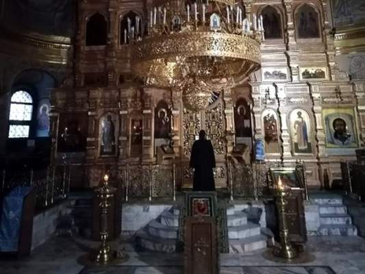В Нижегородской области настоятеля, отказавшегося не пускать в храм прихожан и дезинфицировать утварь, запретили в служении