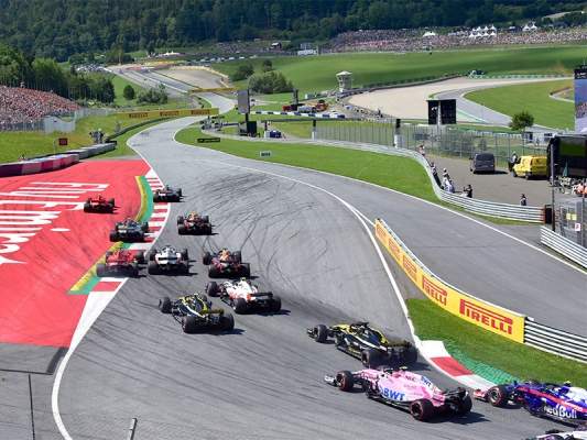 Австрия планирует провести первый этап "Формулы-1" в сезоне