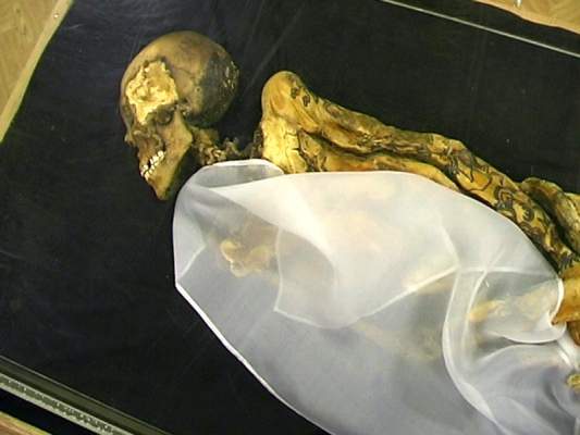 Республику Алтай от коронавируса спасают ранняя изоляция... и священная мумия